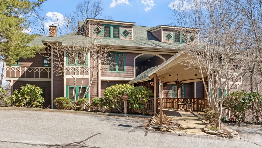 61 Creekside Way #G-101 Burnsville, NC 28714