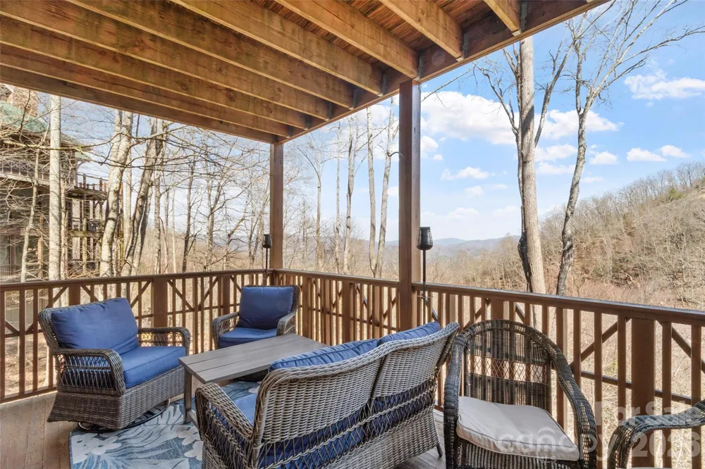 61 Creekside Way #G-101 Burnsville, NC 28714