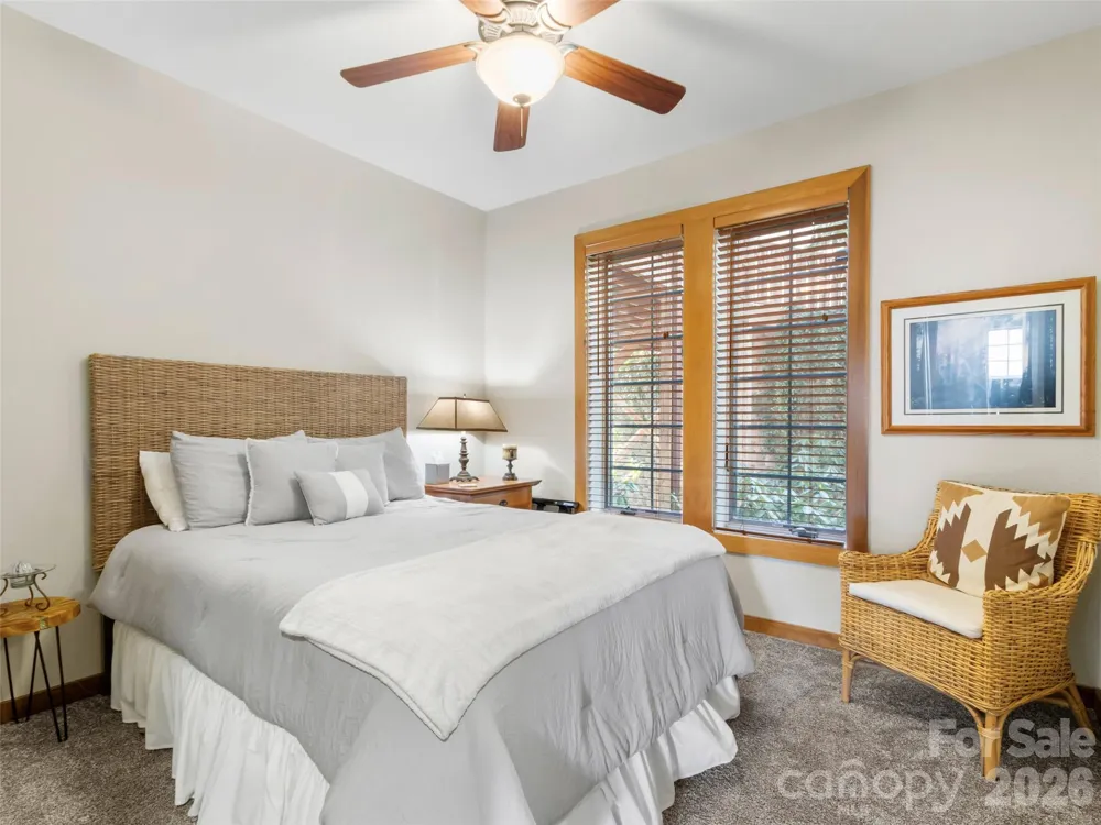 61 Creekside Way #G-101 Burnsville, NC 28714