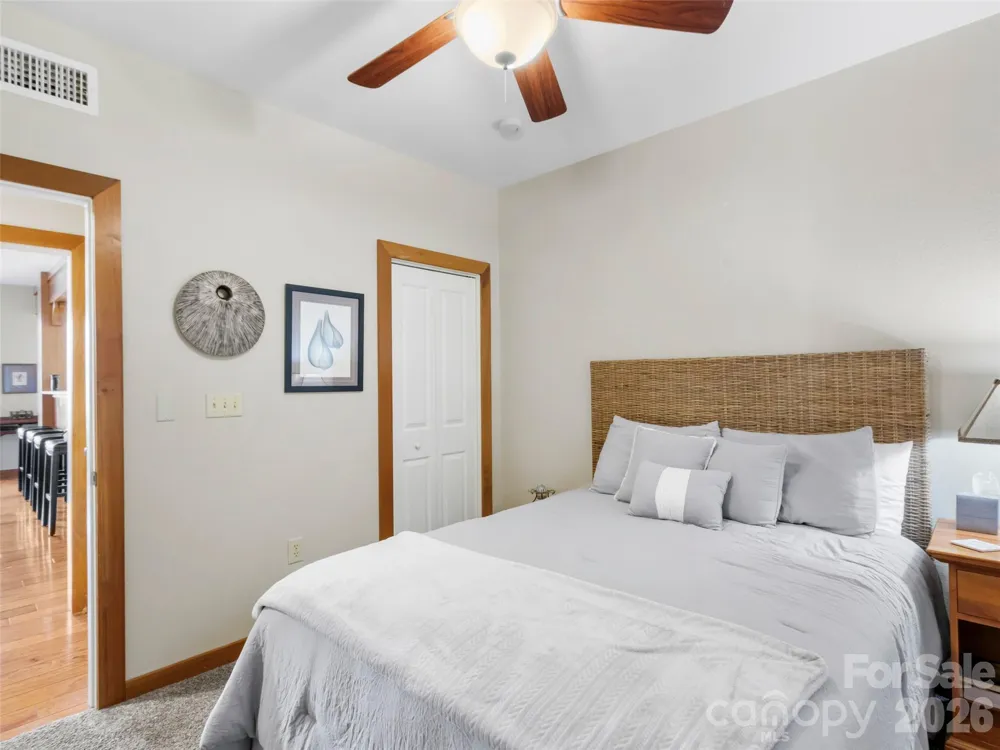 61 Creekside Way #G-101 Burnsville, NC 28714