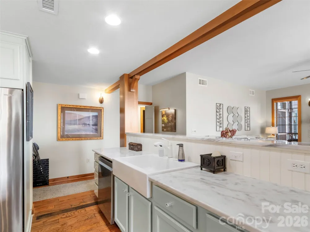 61 Creekside Way #G-101 Burnsville, NC 28714