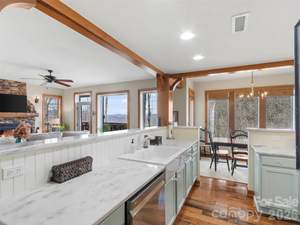 61 Creekside Way #G-101 Burnsville, NC 28714