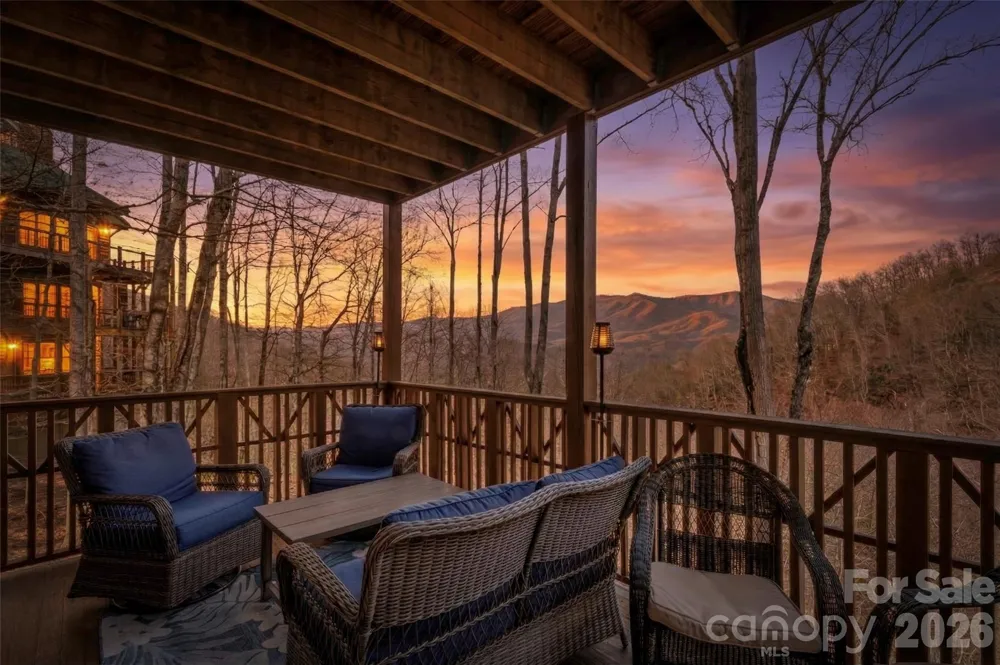 61 Creekside Way #G-101 Burnsville, NC 28714