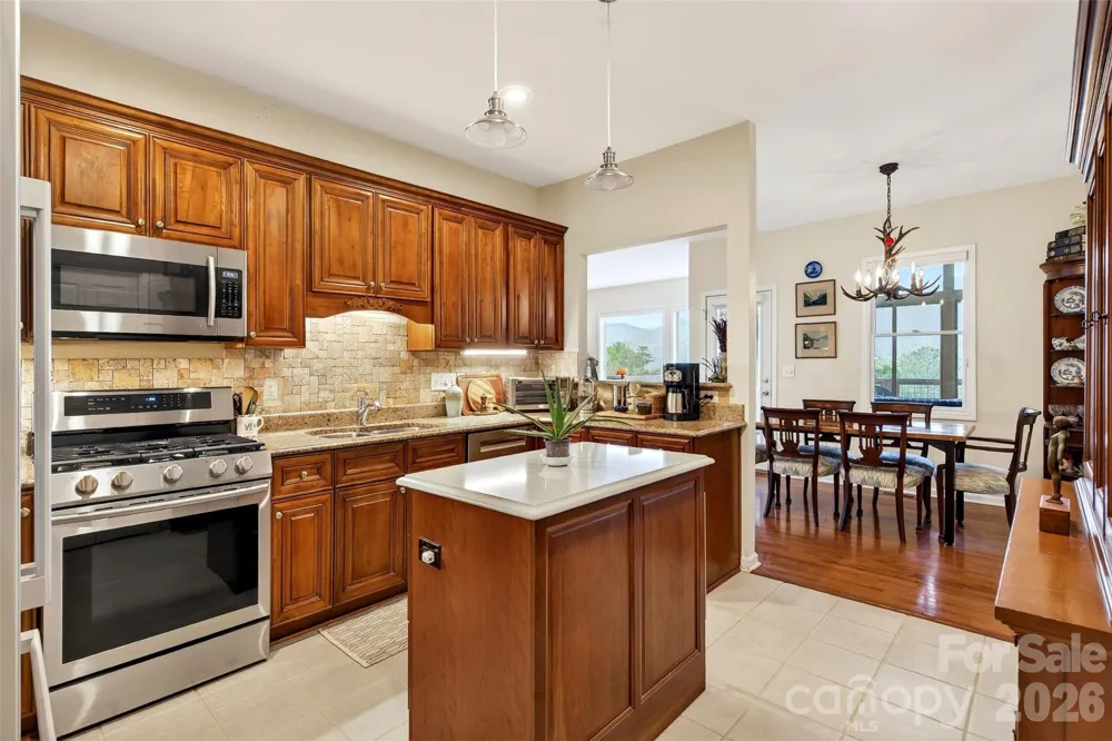 182 Baby Fox Drive Marion, NC 28752