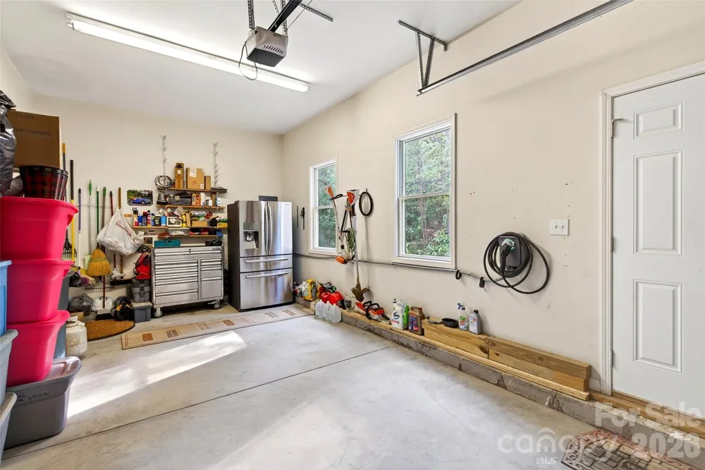 182 Baby Fox Drive Marion, NC 28752