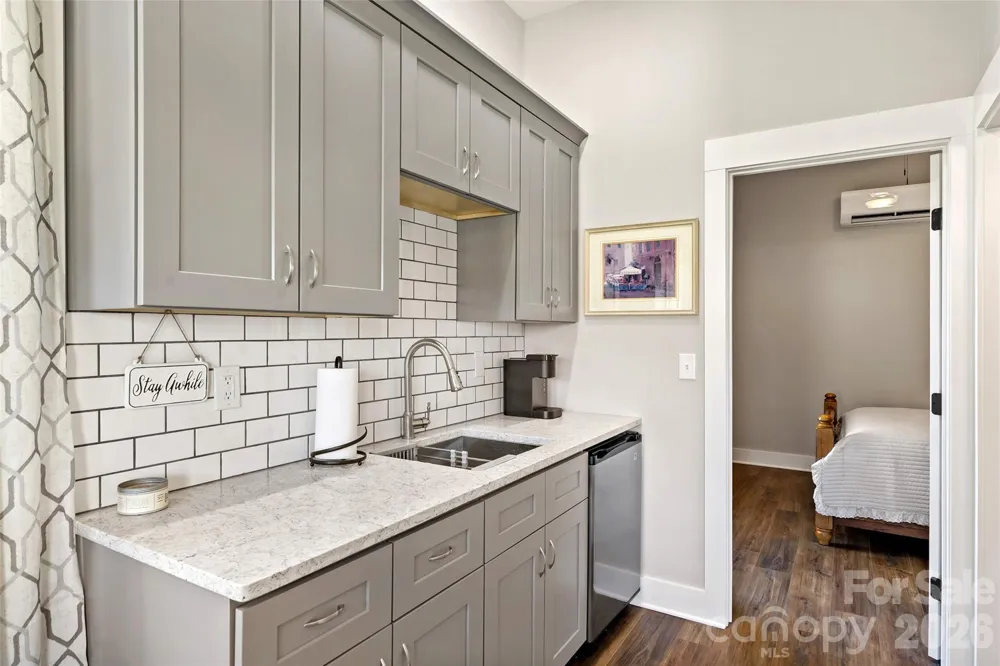 207 Lake Crest Drive #11 Nebo, NC 28761