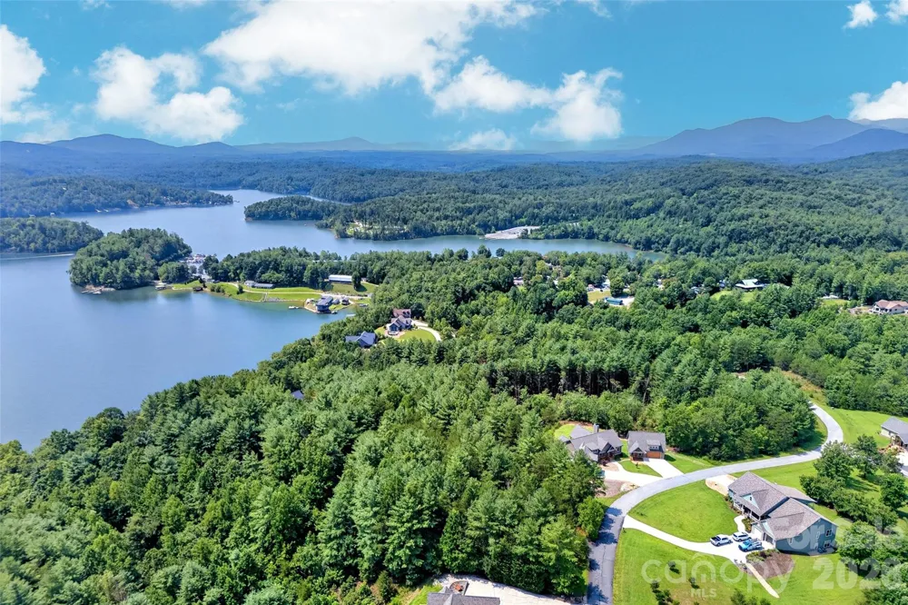 207 Lake Crest Drive #11 Nebo, NC 28761