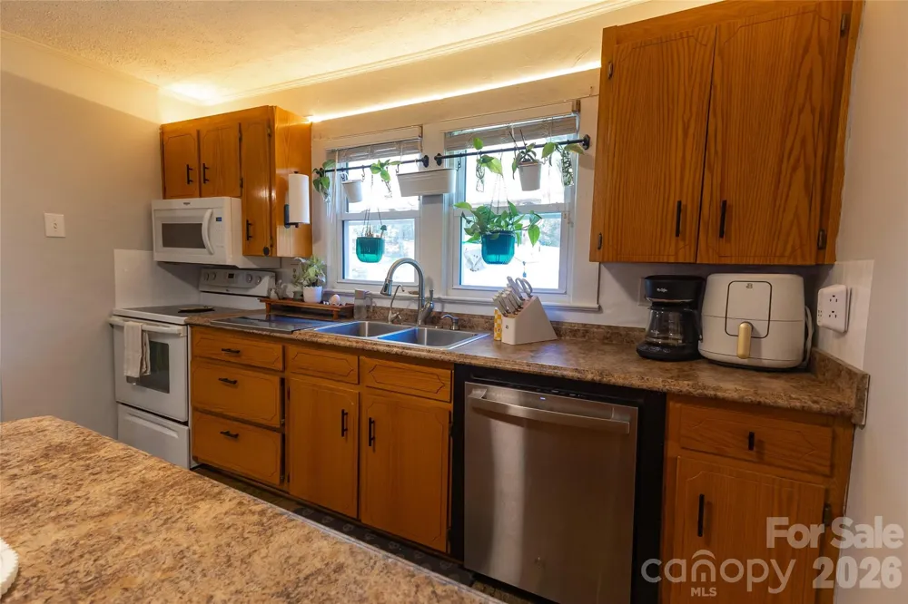 3780 Cook Road Valdese, NC 28690