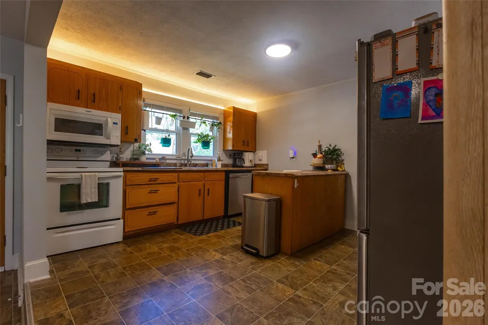 3780 Cook Road Valdese, NC 28690
