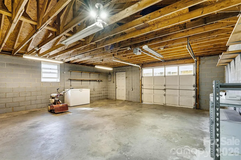 5329 E Highway 27 Highway Iron Station, NC 28080