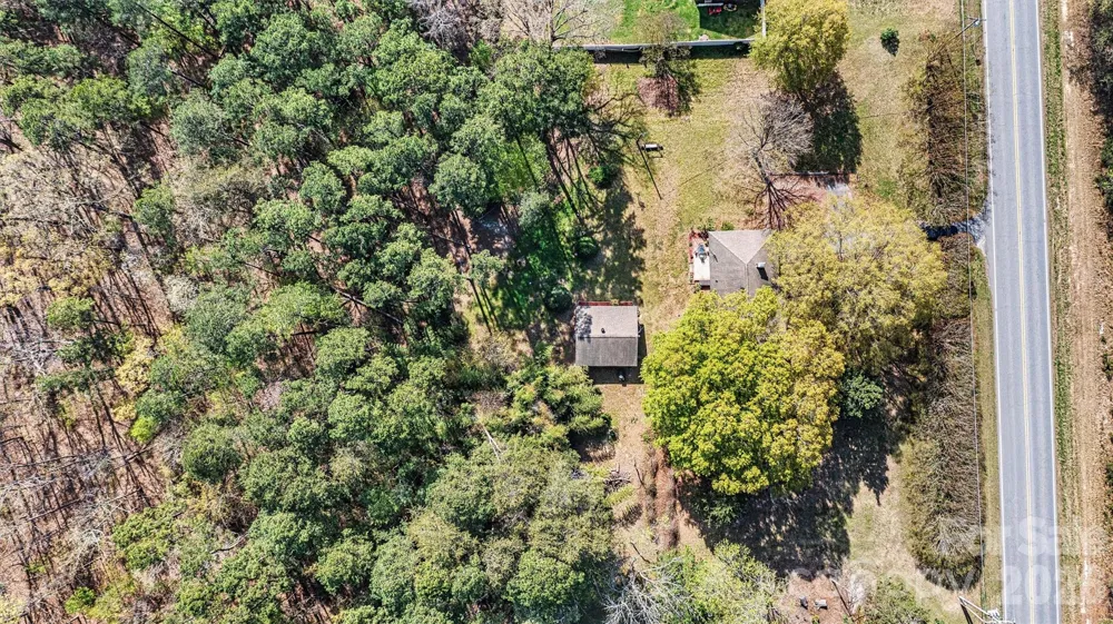 5329 E Highway 27 Highway Iron Station, NC 28080