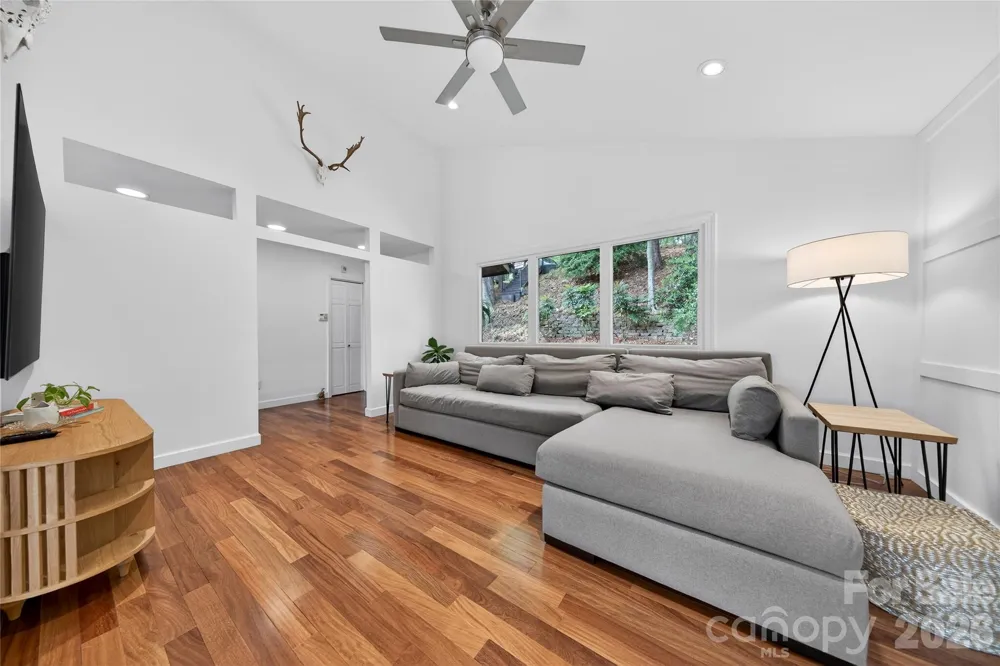 16118 Tana Tea Circle Tega Cay, SC 29708