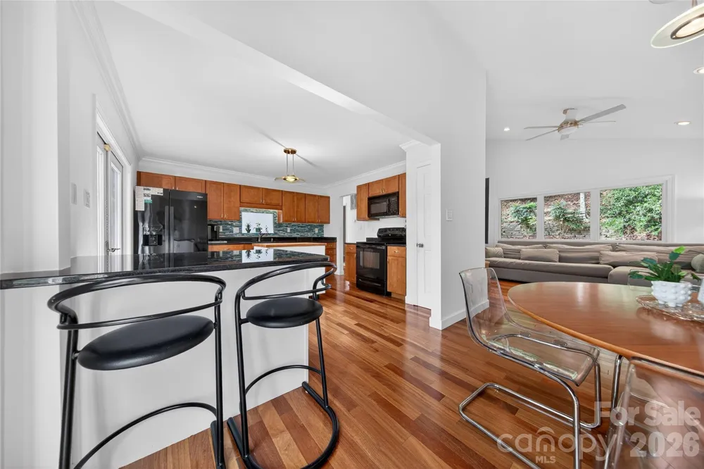 16118 Tana Tea Circle Tega Cay, SC 29708