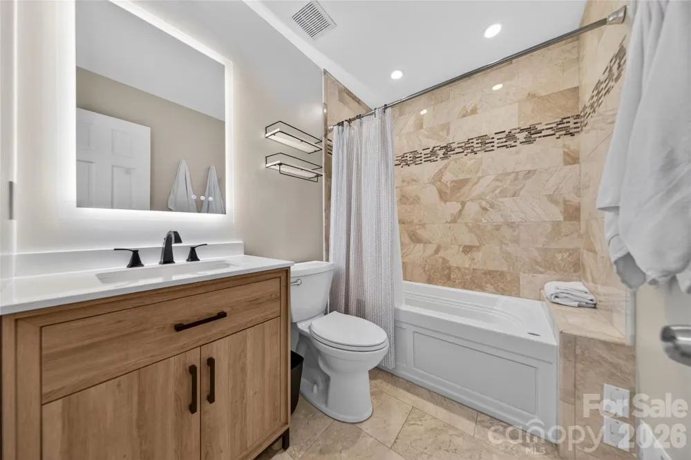 16118 Tana Tea Circle Tega Cay, SC 29708