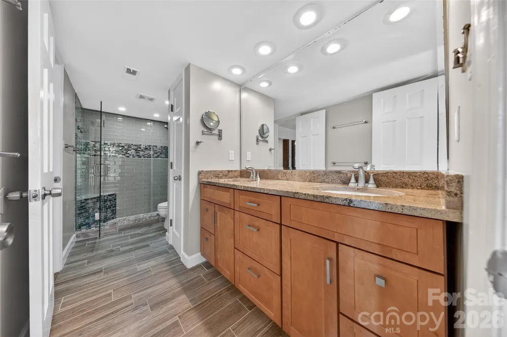 16118 Tana Tea Circle Tega Cay, SC 29708