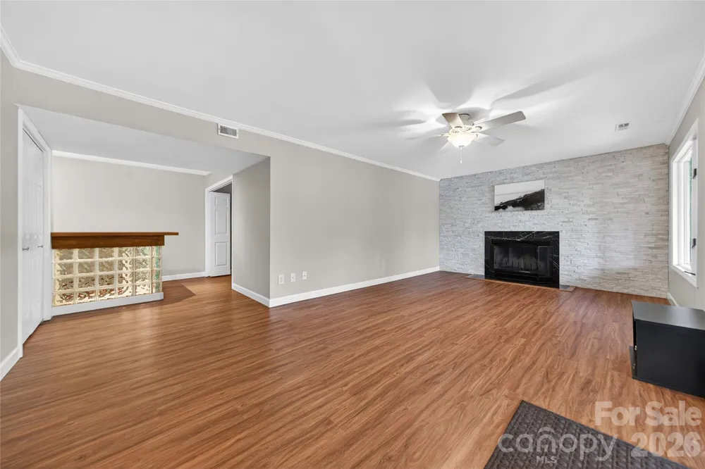16118 Tana Tea Circle Tega Cay, SC 29708