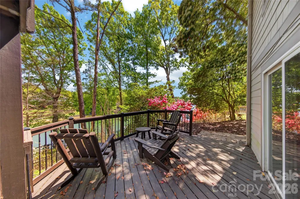 16118 Tana Tea Circle Tega Cay, SC 29708