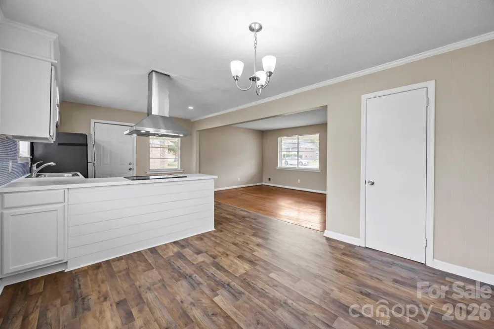 219 Dixon Drive Columbia, SC 29203
