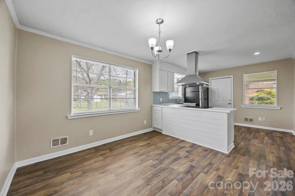 219 Dixon Drive Columbia, SC 29203
