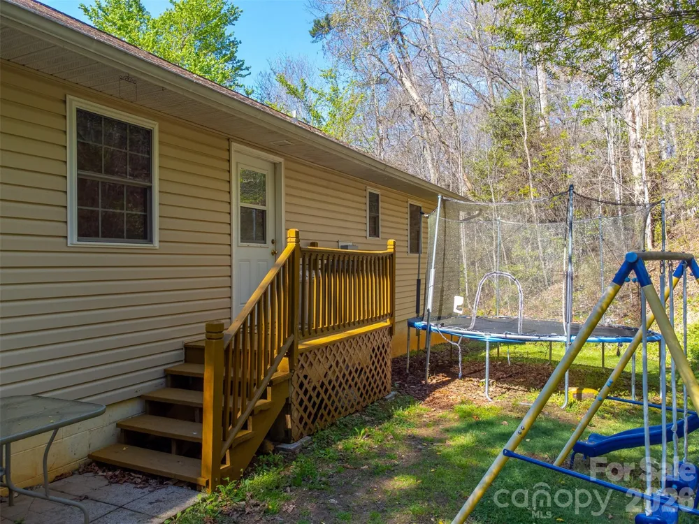 201 Windcrest Ridge Sylva, NC 28779