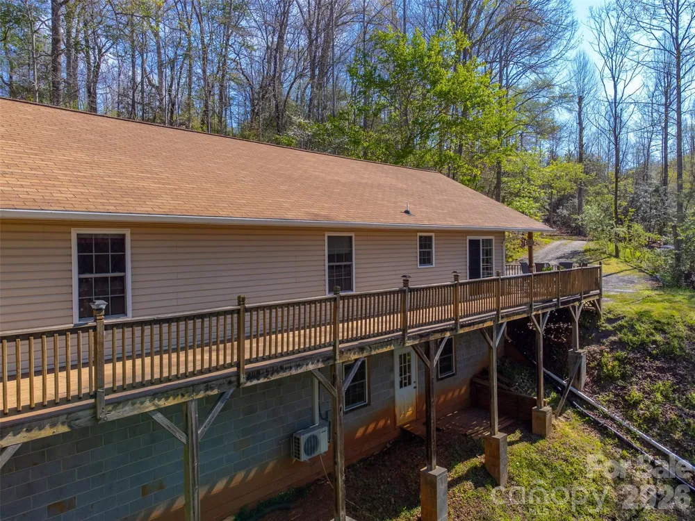 201 Windcrest Ridge Sylva, NC 28779