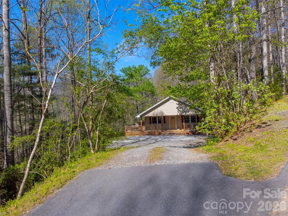 201 Windcrest Ridge Sylva, NC 28779