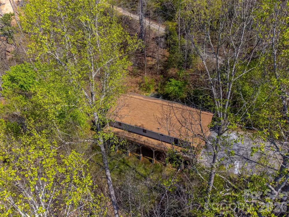 201 Windcrest Ridge Sylva, NC 28779