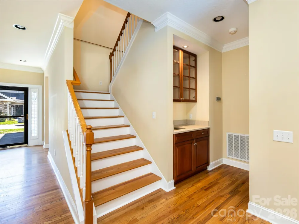 124 Towne Place Drive Hendersonville, NC 28792