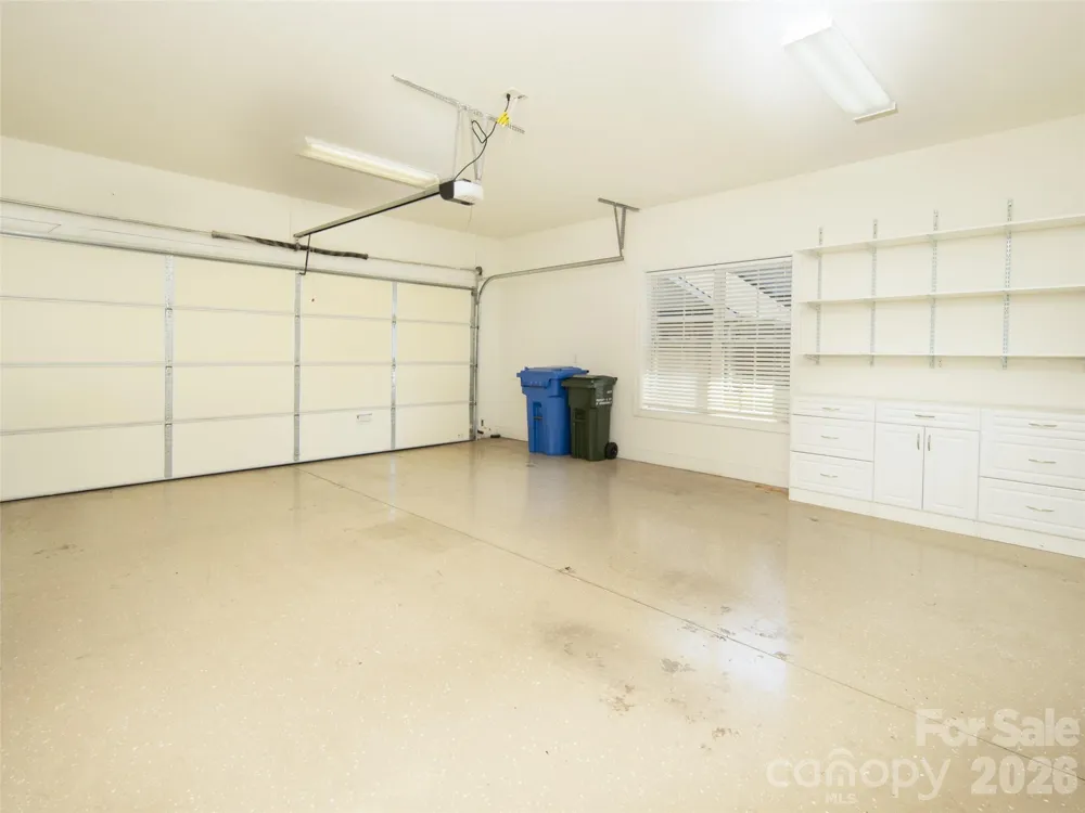 124 Towne Place Drive Hendersonville, NC 28792