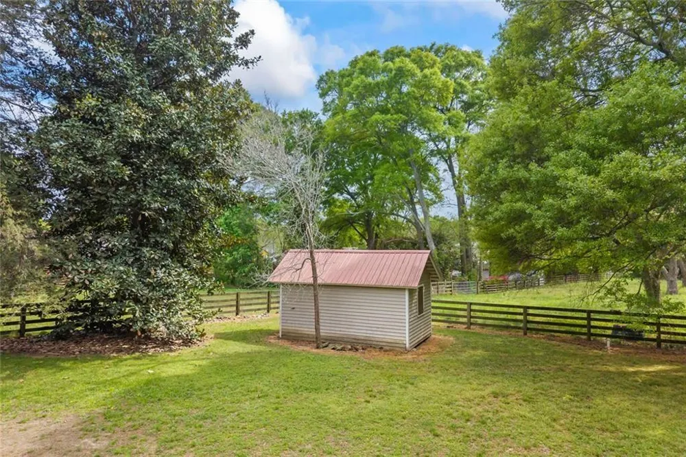 344 Hartwell Road Lavonia, GA 30553