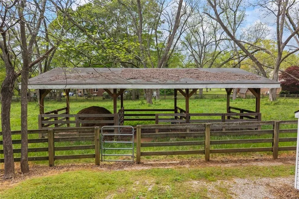 344 Hartwell Road Lavonia, GA 30553