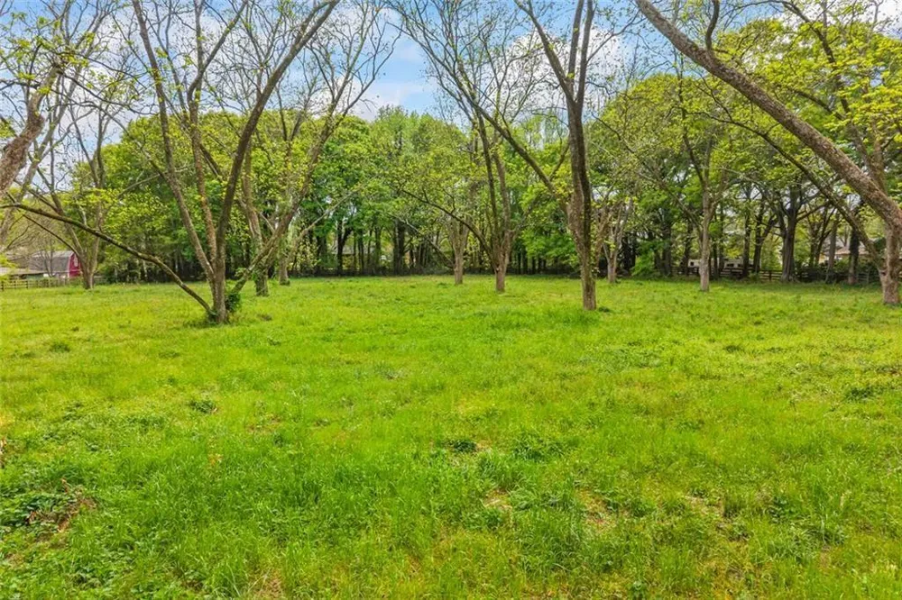 344 Hartwell Road Lavonia, GA 30553