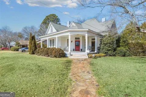5 W Oaks Street