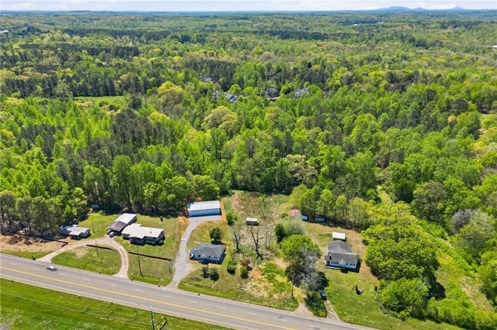 10388 Cumming Highway Canton, GA 30115