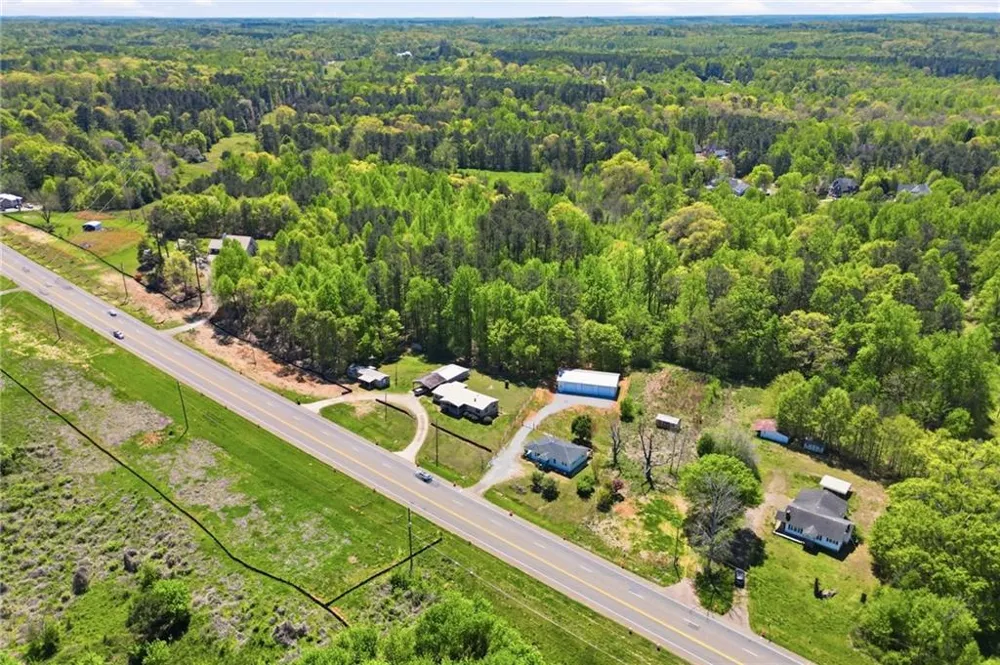 10388 Cumming Highway Canton, GA 30115