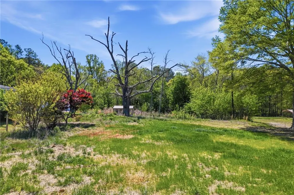 10388 Cumming Highway Canton, GA 30115