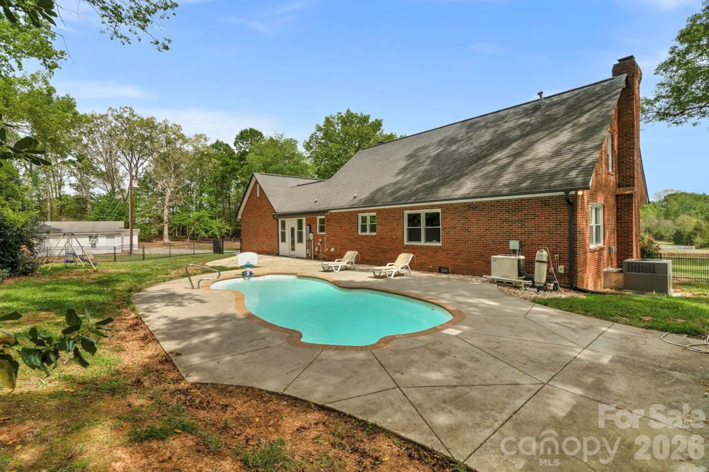 2505 Pleasant Grove Church Road Marshville, NC 28103