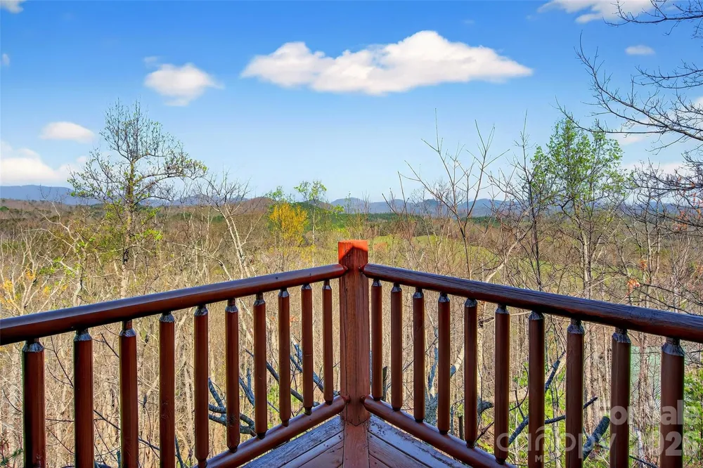 398 Waterfall Drive Marion, NC 28752