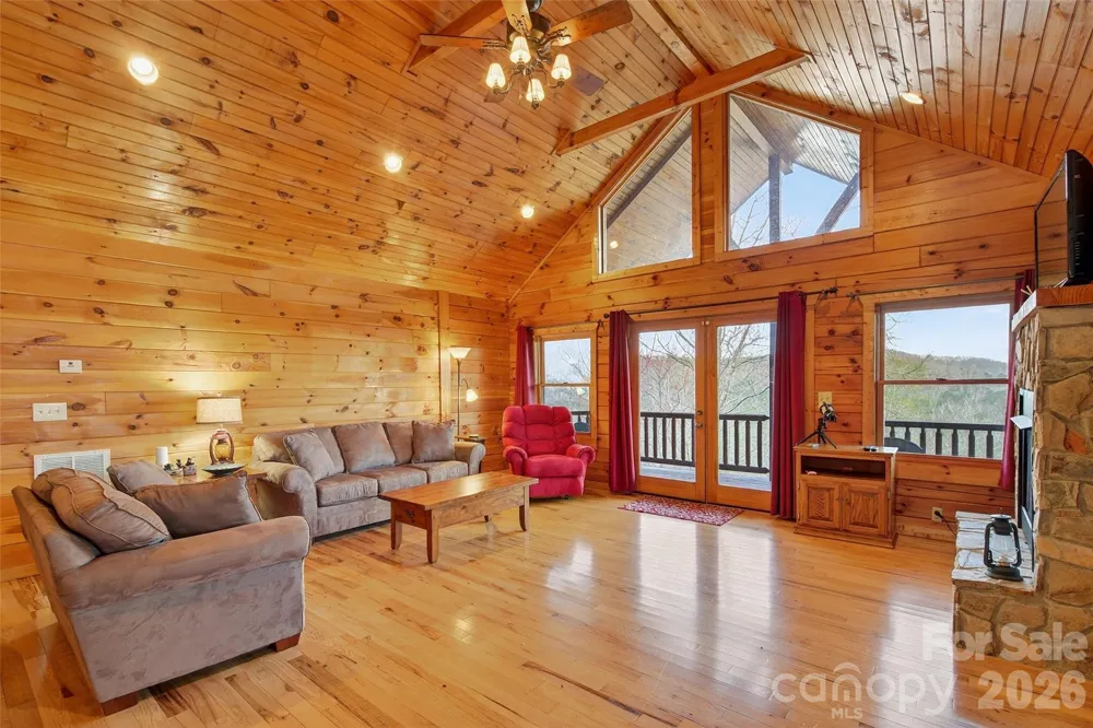 398 Waterfall Drive Marion, NC 28752