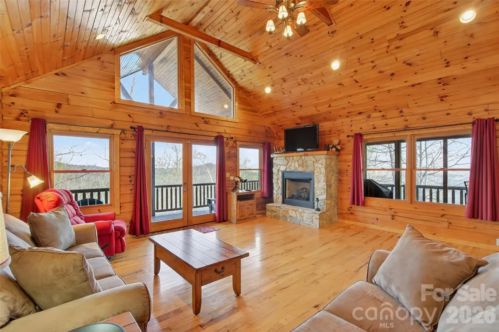 398 Waterfall Drive Marion, NC 28752