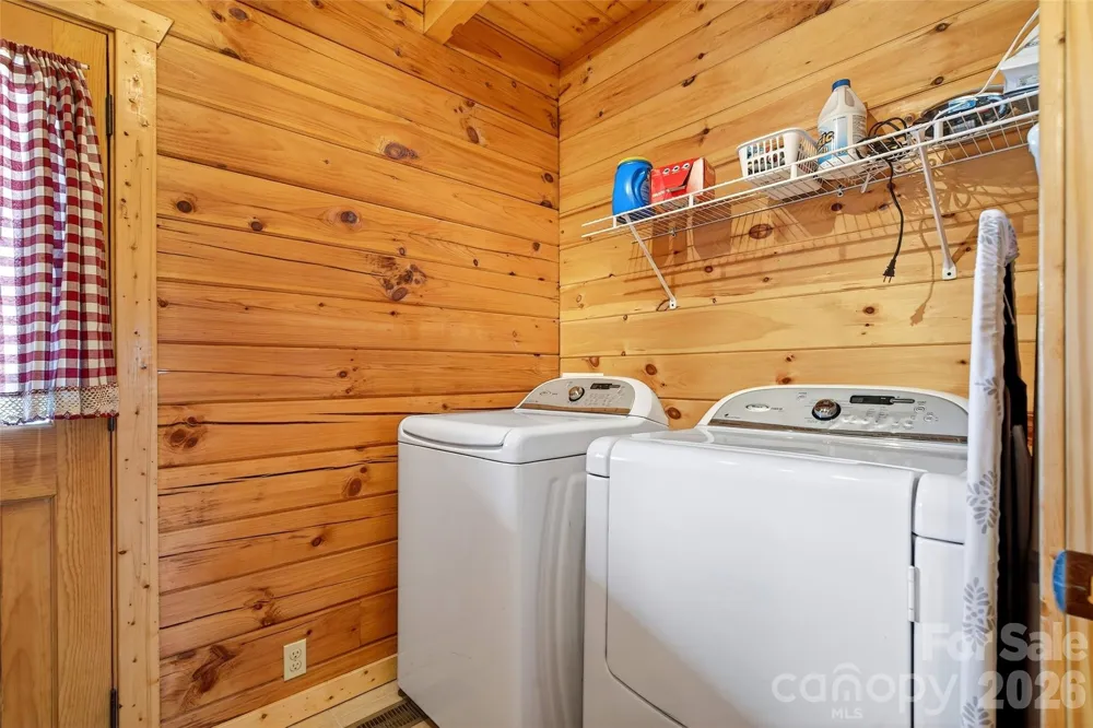 398 Waterfall Drive Marion, NC 28752