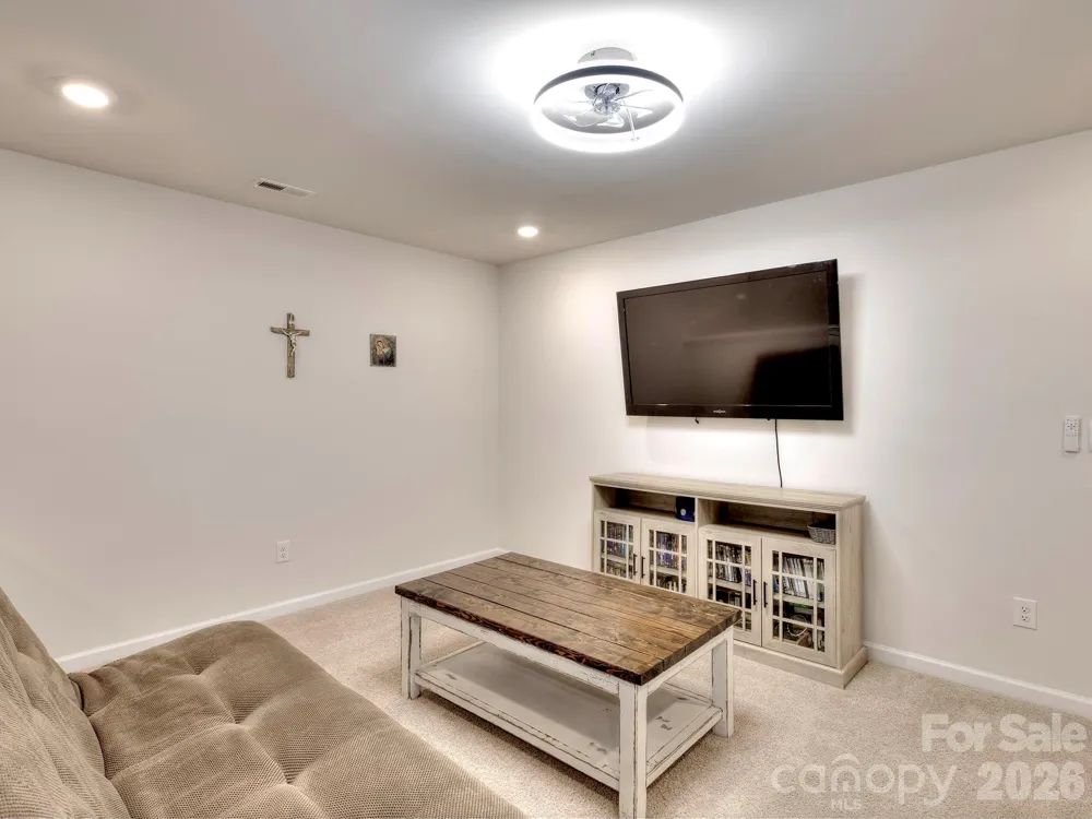4396 Bronze Boulevard Sherrills Ford, NC 28673