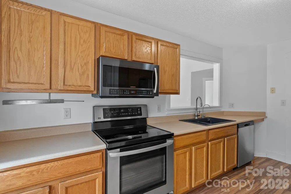 73 Creeks End Circle Mills River, NC 28759