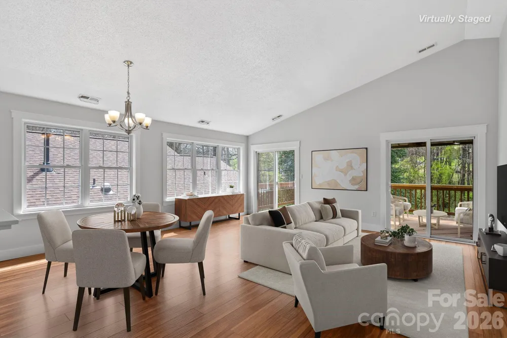 73 Creeks End Circle Mills River, NC 28759