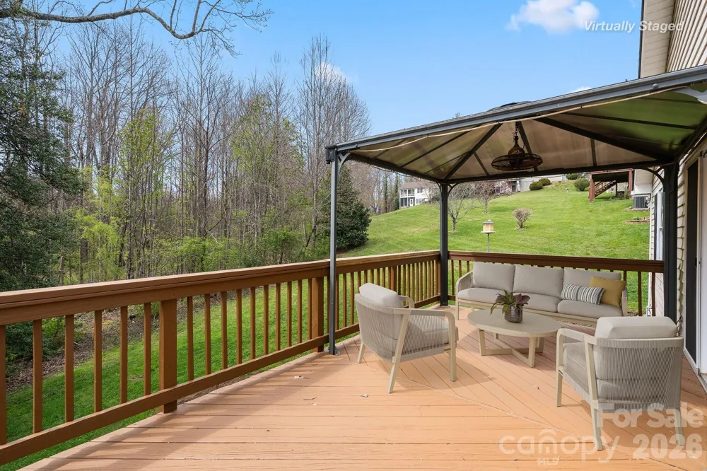 73 Creeks End Circle Mills River, NC 28759