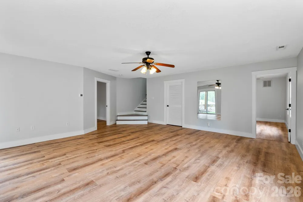 73 Creeks End Circle Mills River, NC 28759