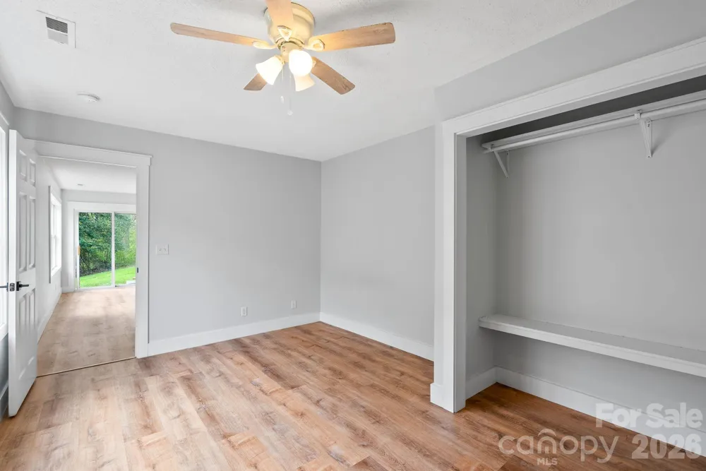 73 Creeks End Circle Mills River, NC 28759