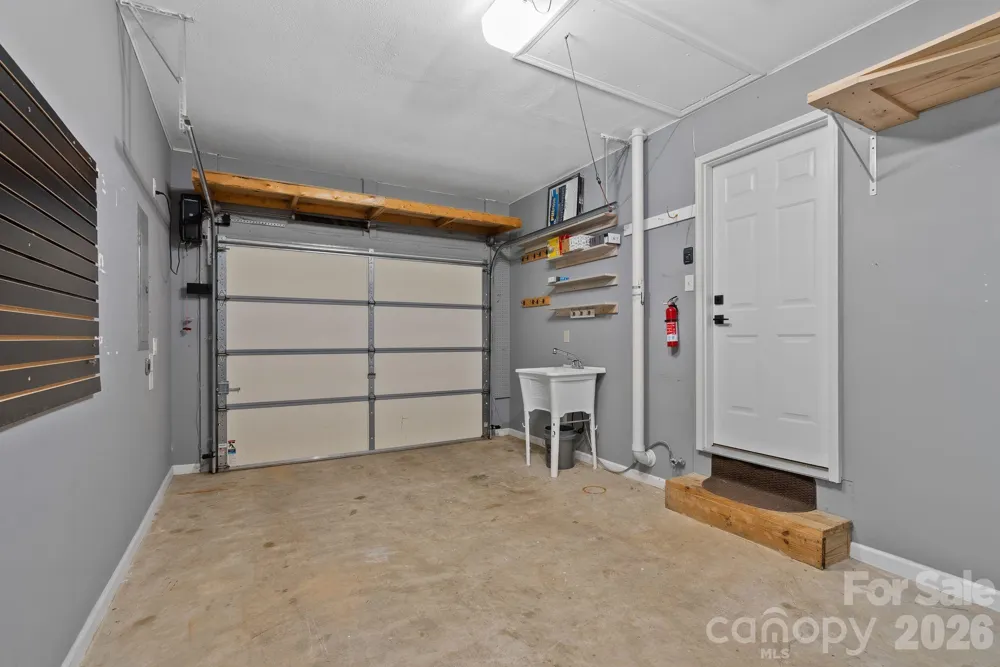 73 Creeks End Circle Mills River, NC 28759