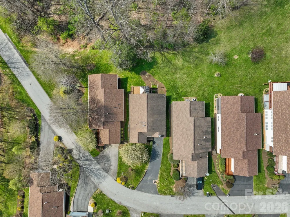 73 Creeks End Circle Mills River, NC 28759