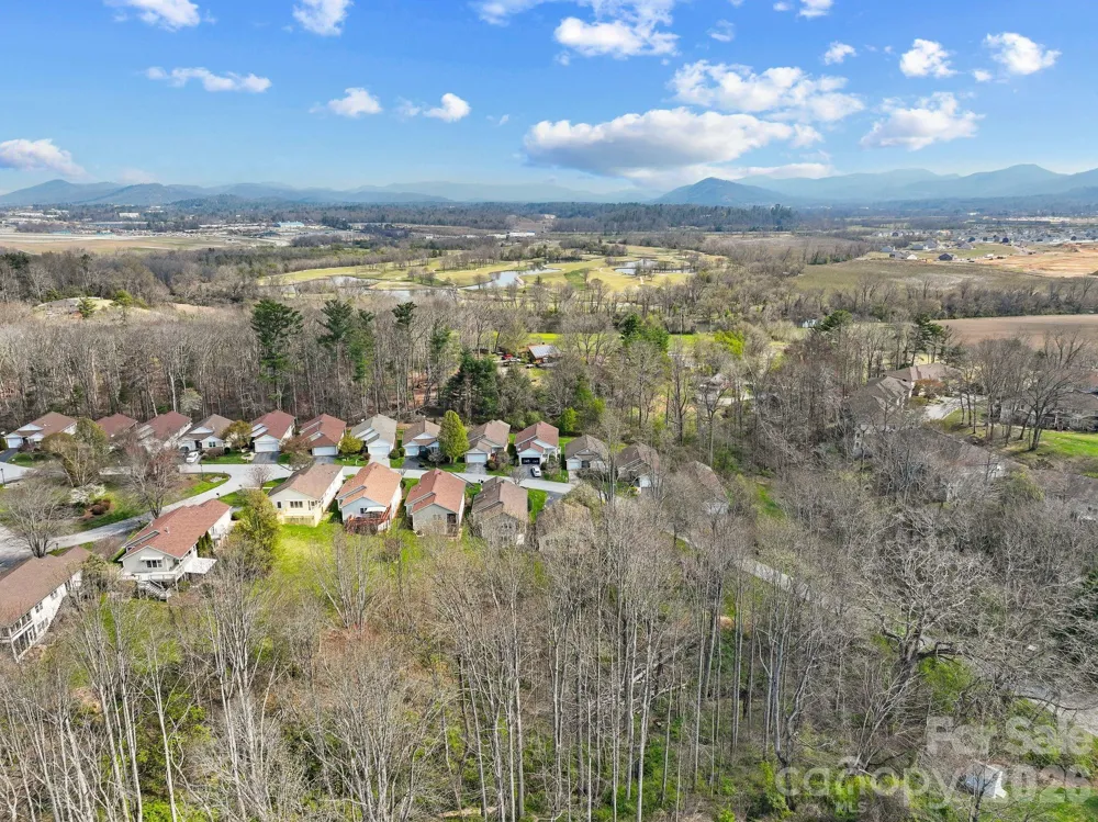 73 Creeks End Circle Mills River, NC 28759